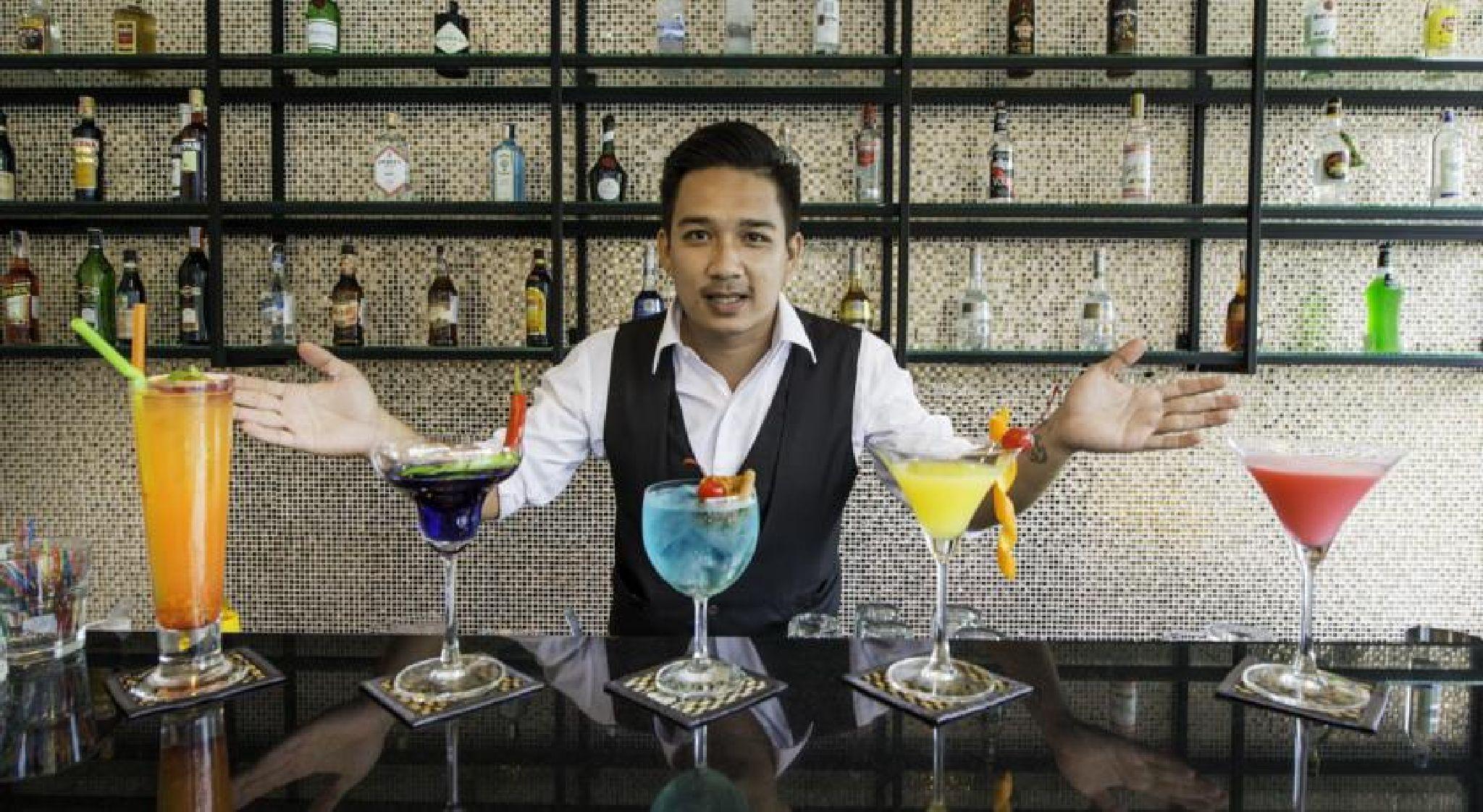 The Lunar Patong Отель 4*