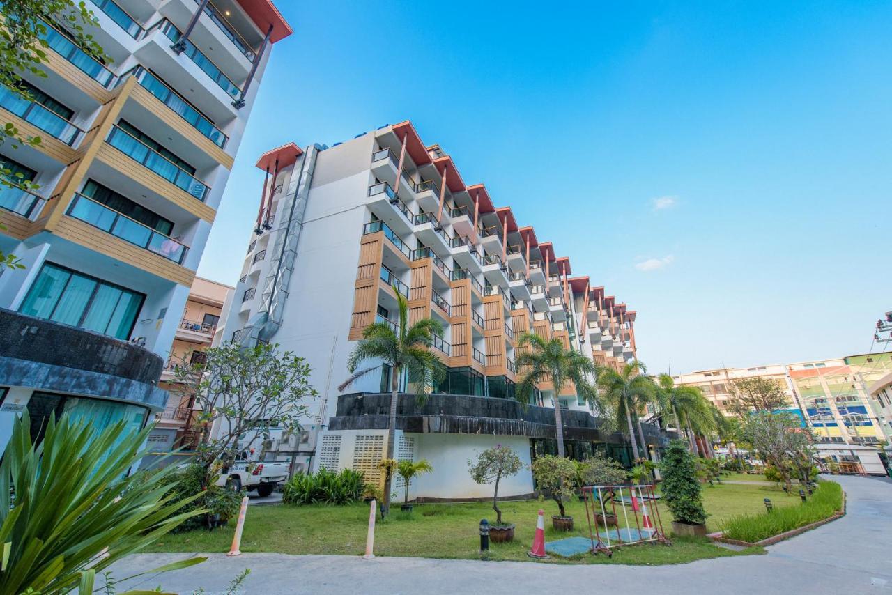 The Lunar Patong מלון Phuket