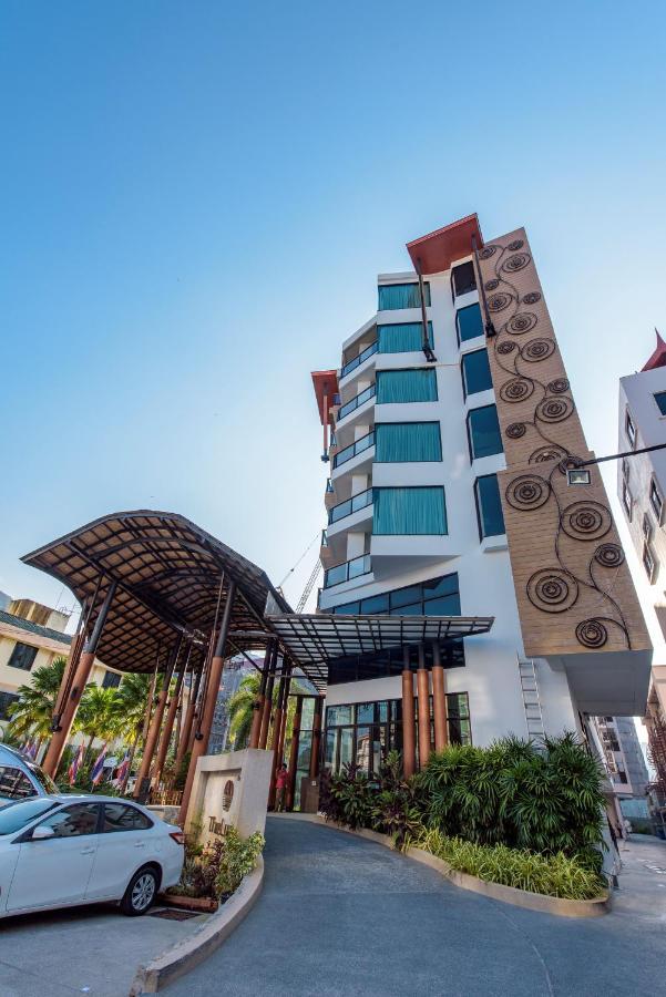 The Lunar Patong מלון 4*